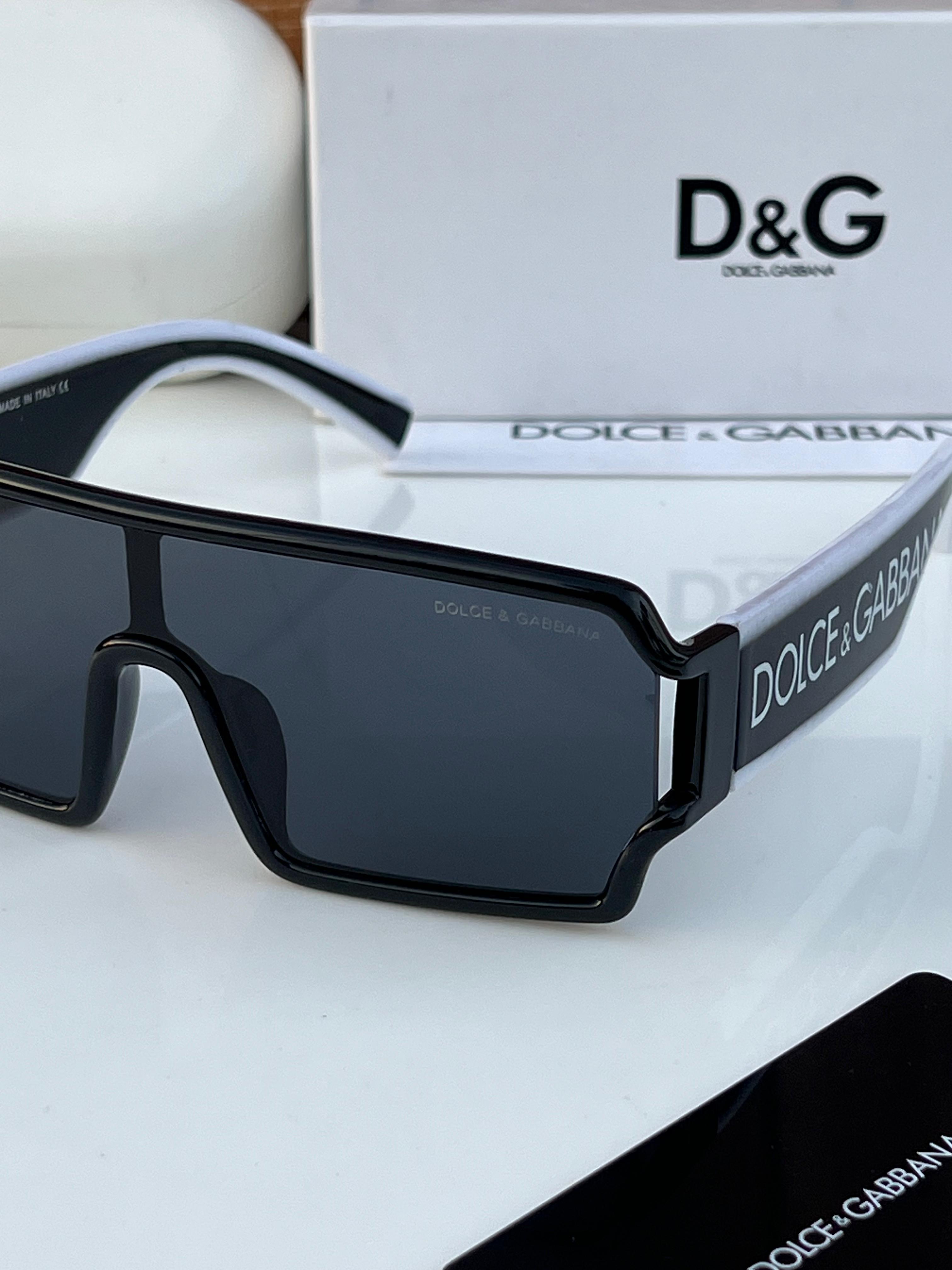 D &_g 8002