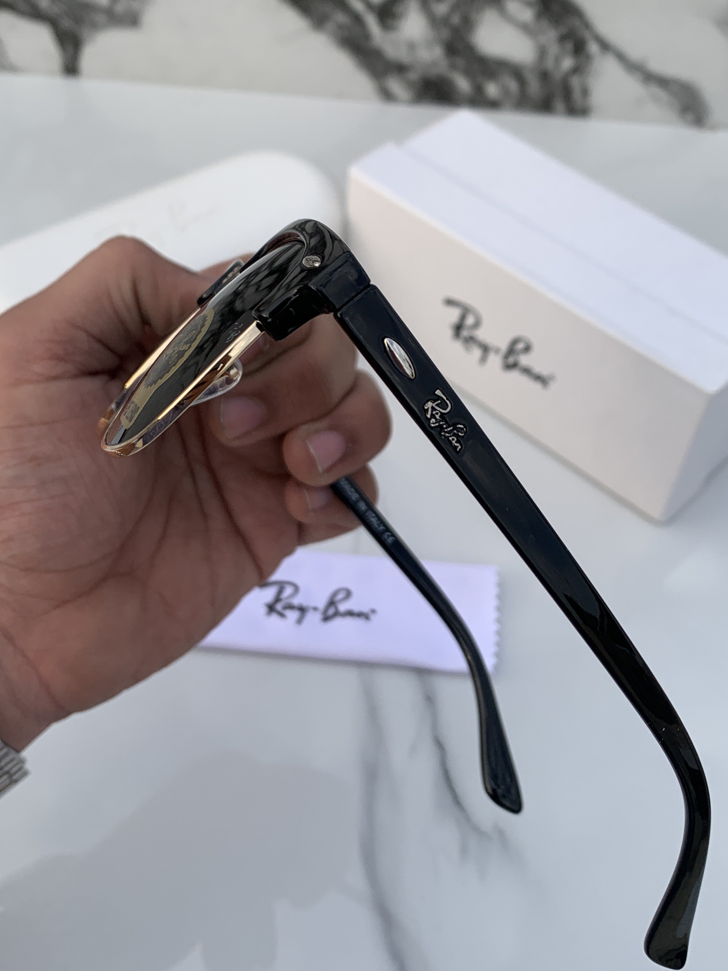 Rayban 3016 Black Gold Unisex