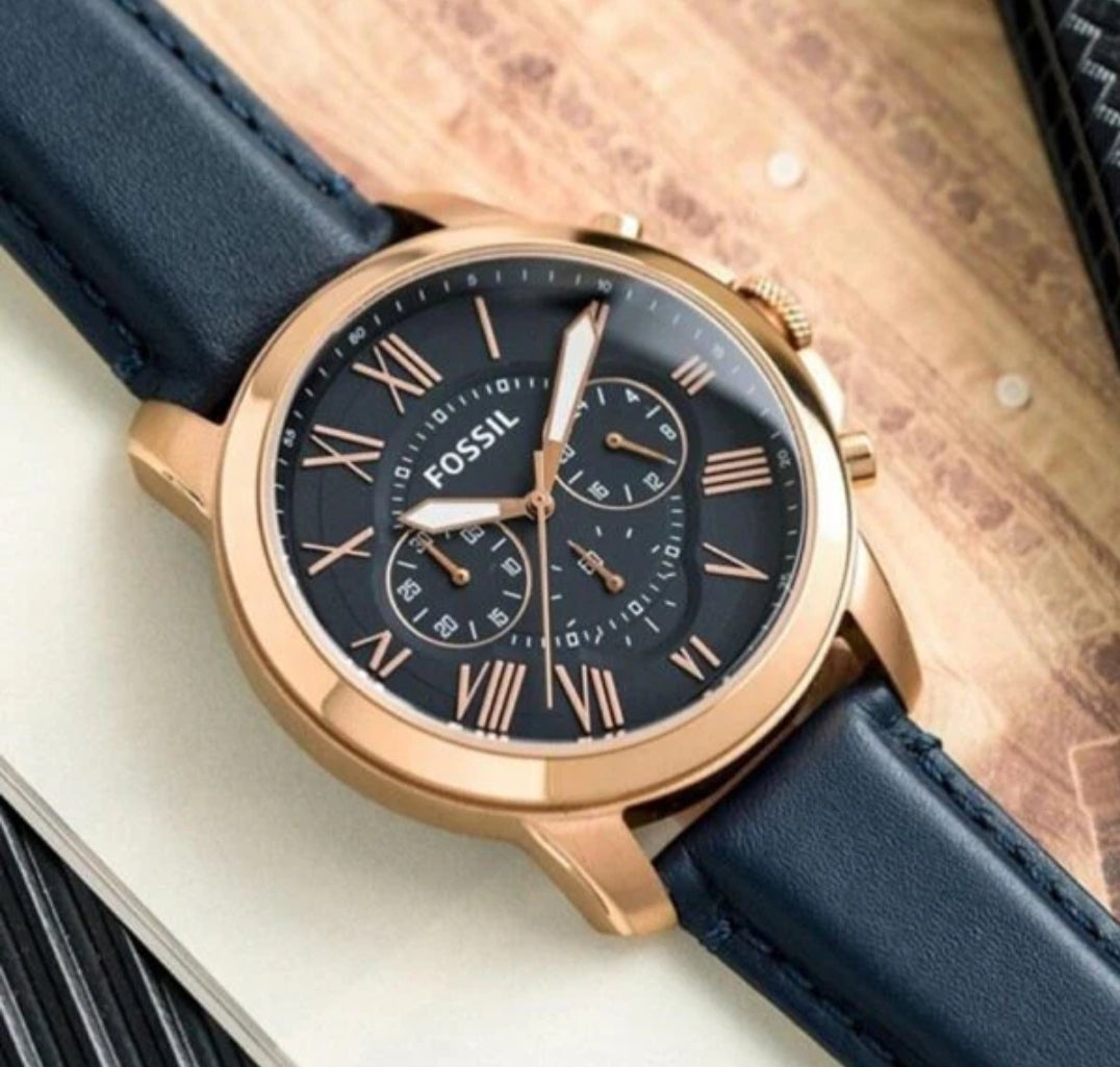 Fossil Leather Chronograph Wristwatch
