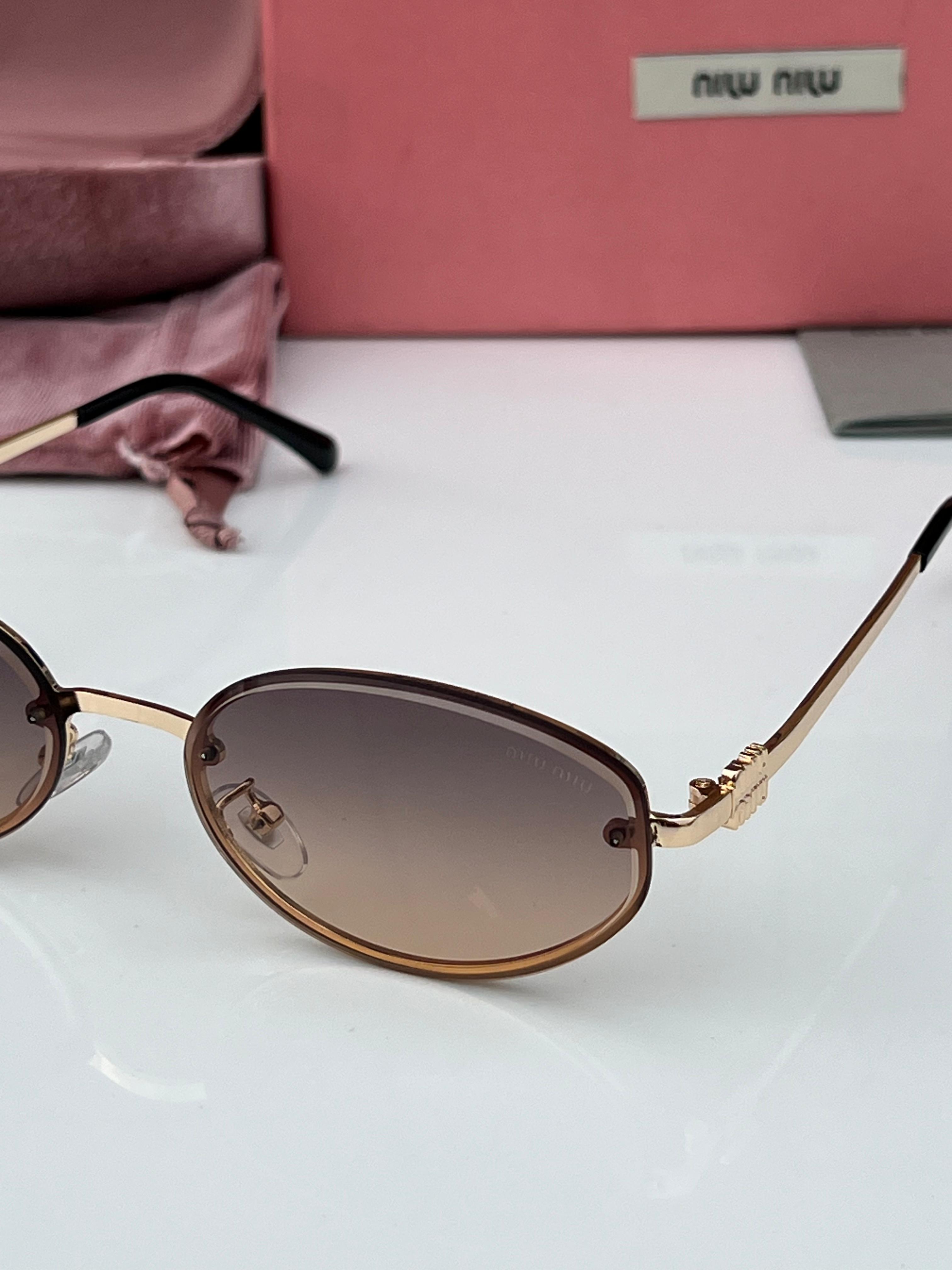 Mi  4128 gold brown