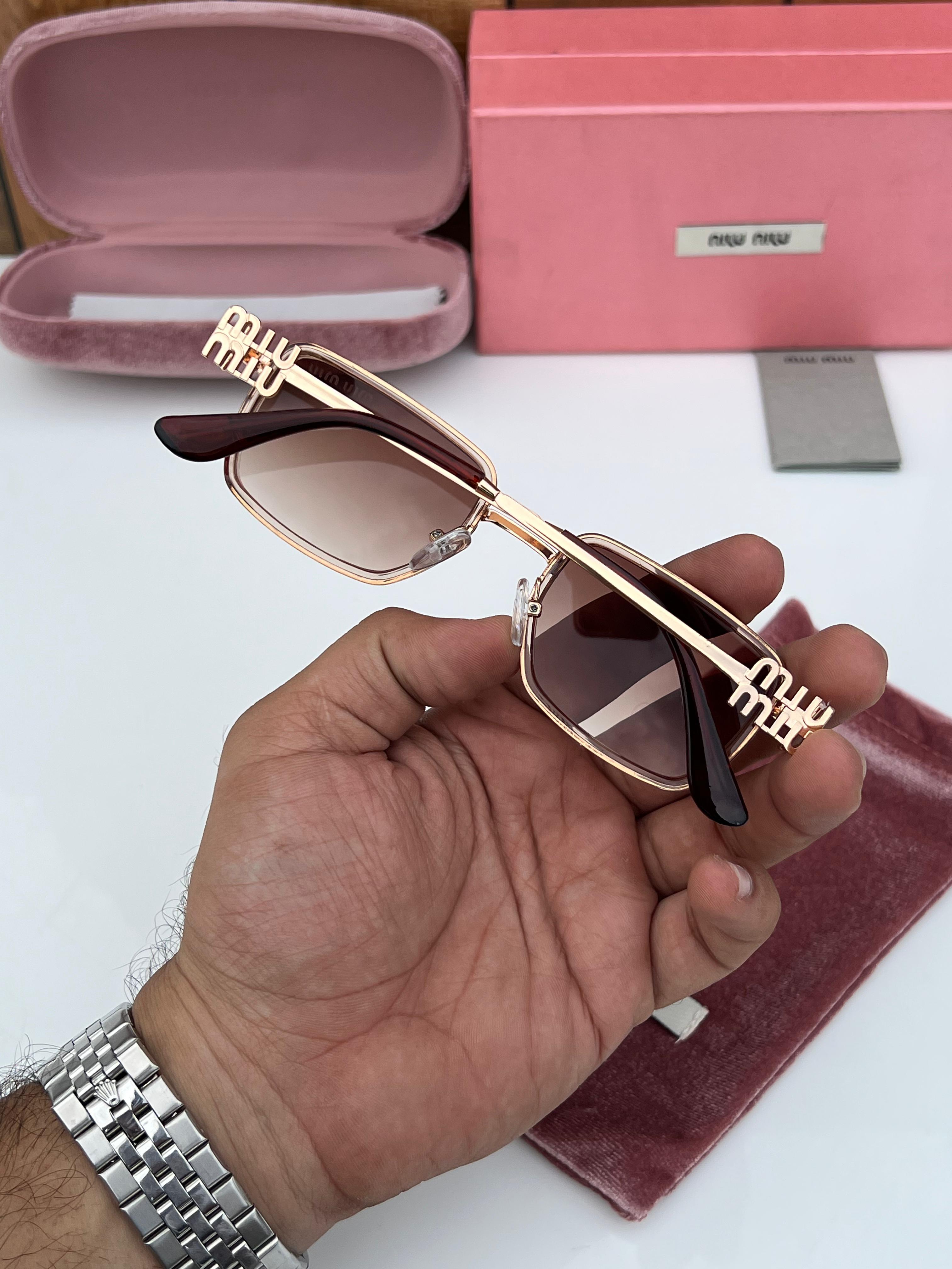 Mi 559 gold peach brown