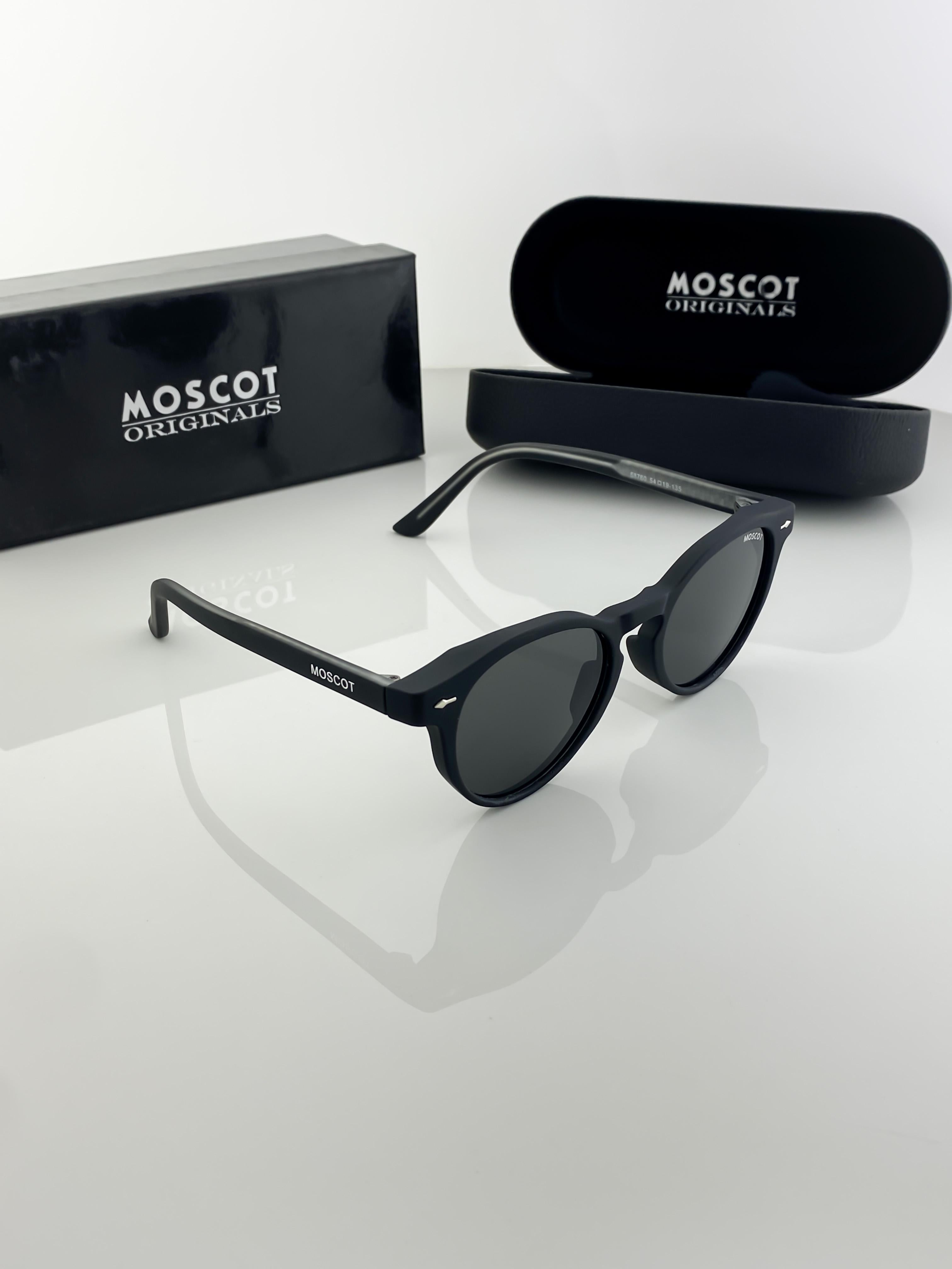 MOST BLACK 58760