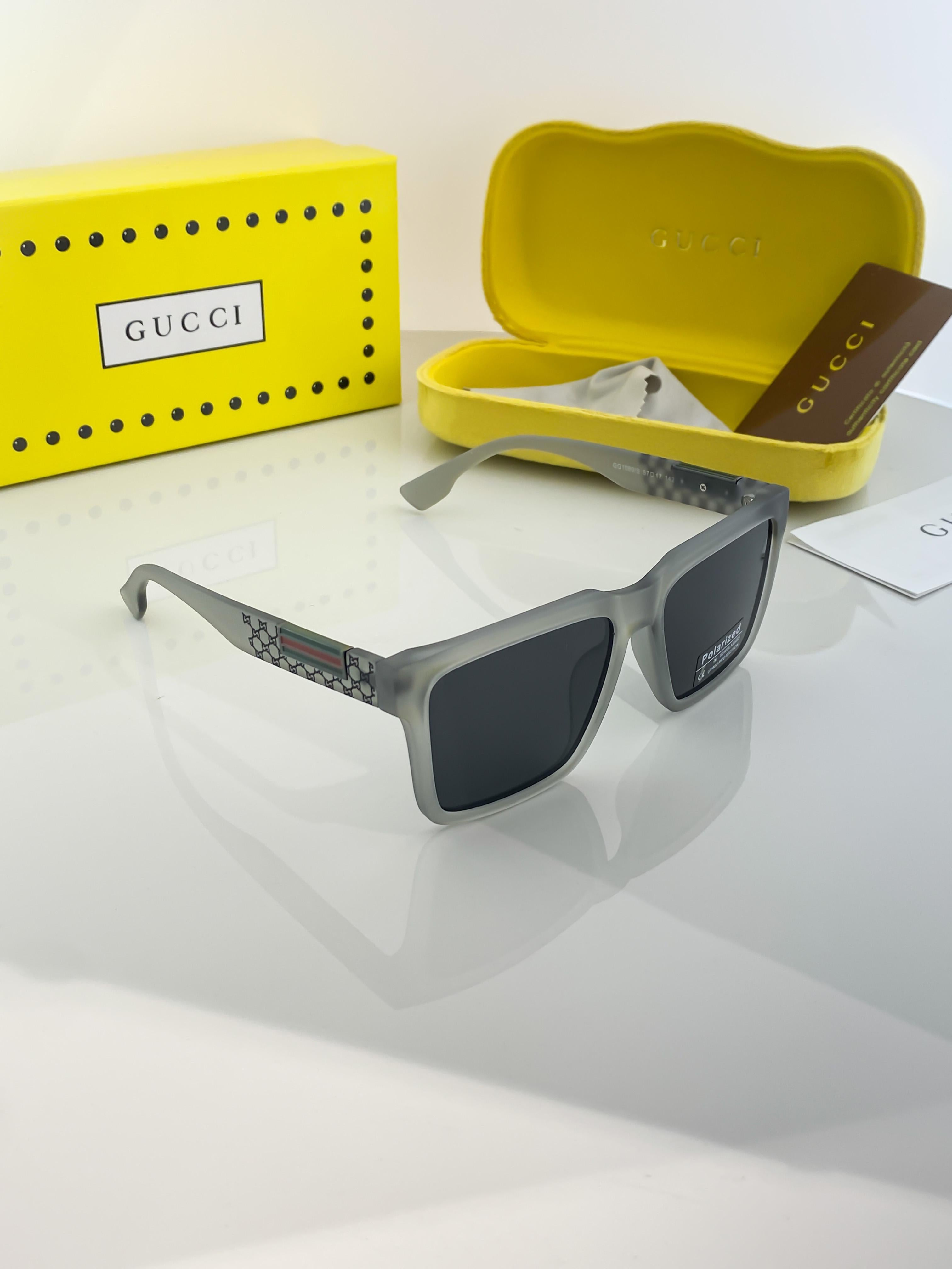 GU GREY BLACK 1089