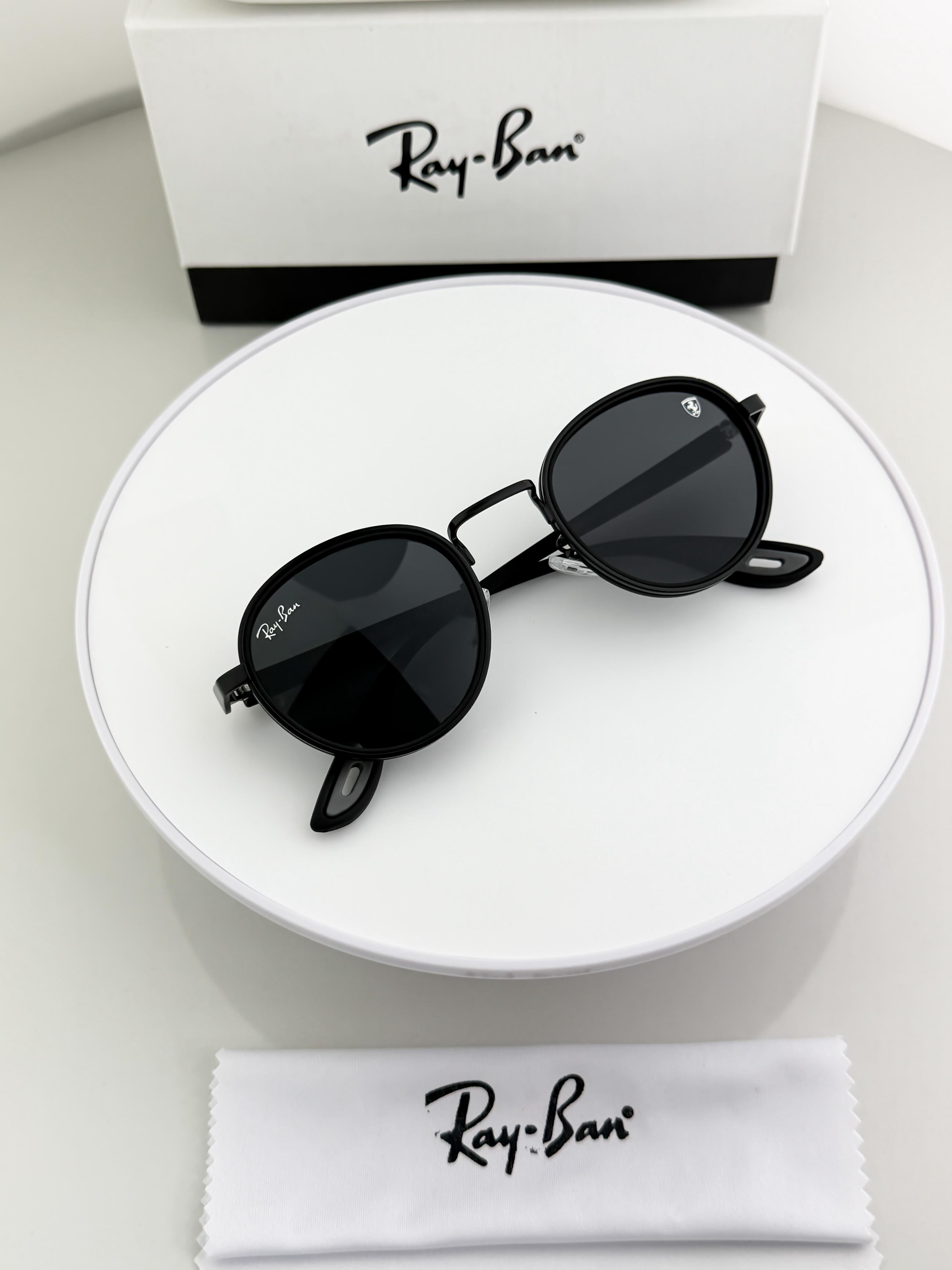 RAY  BLACK DAIMOND 3675