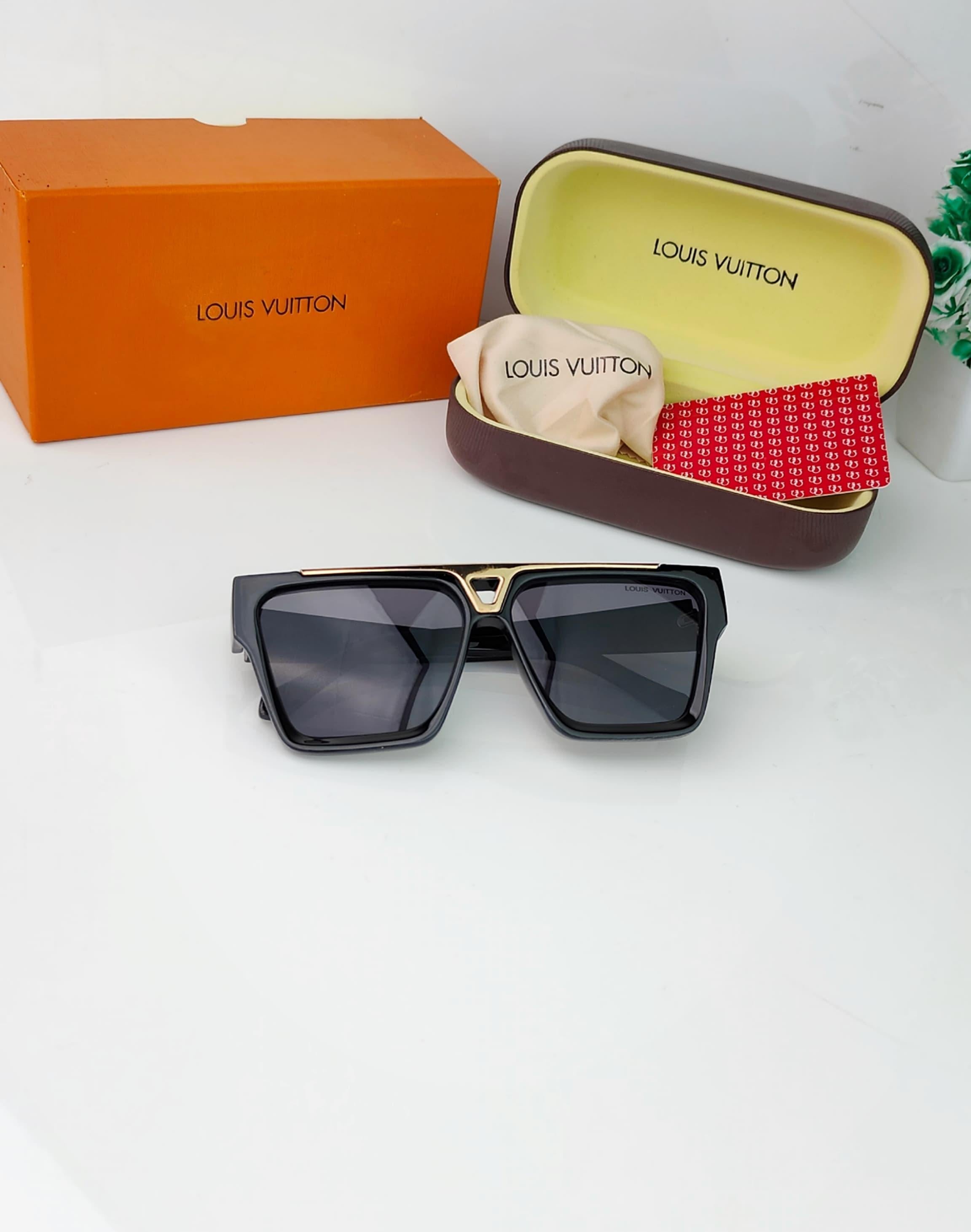 LOS VTTON SUNGLAS👌🏿