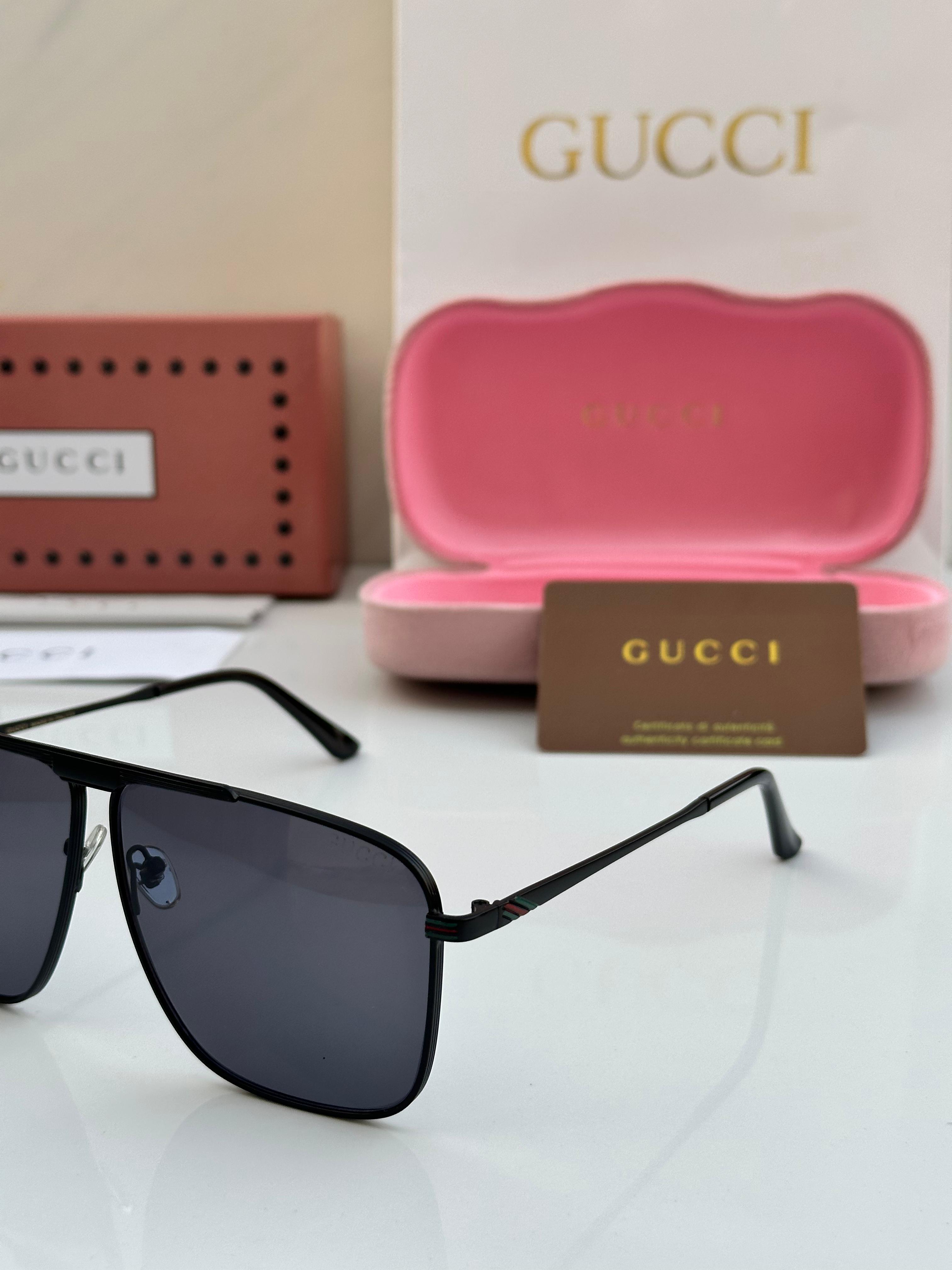 GU__CcI  SUNGLAS