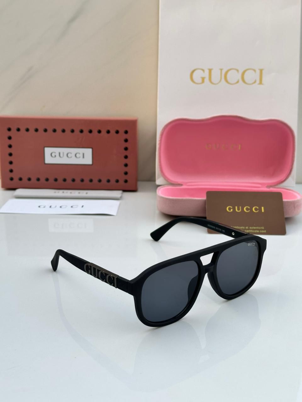 GUC__CI  SUNGLAS