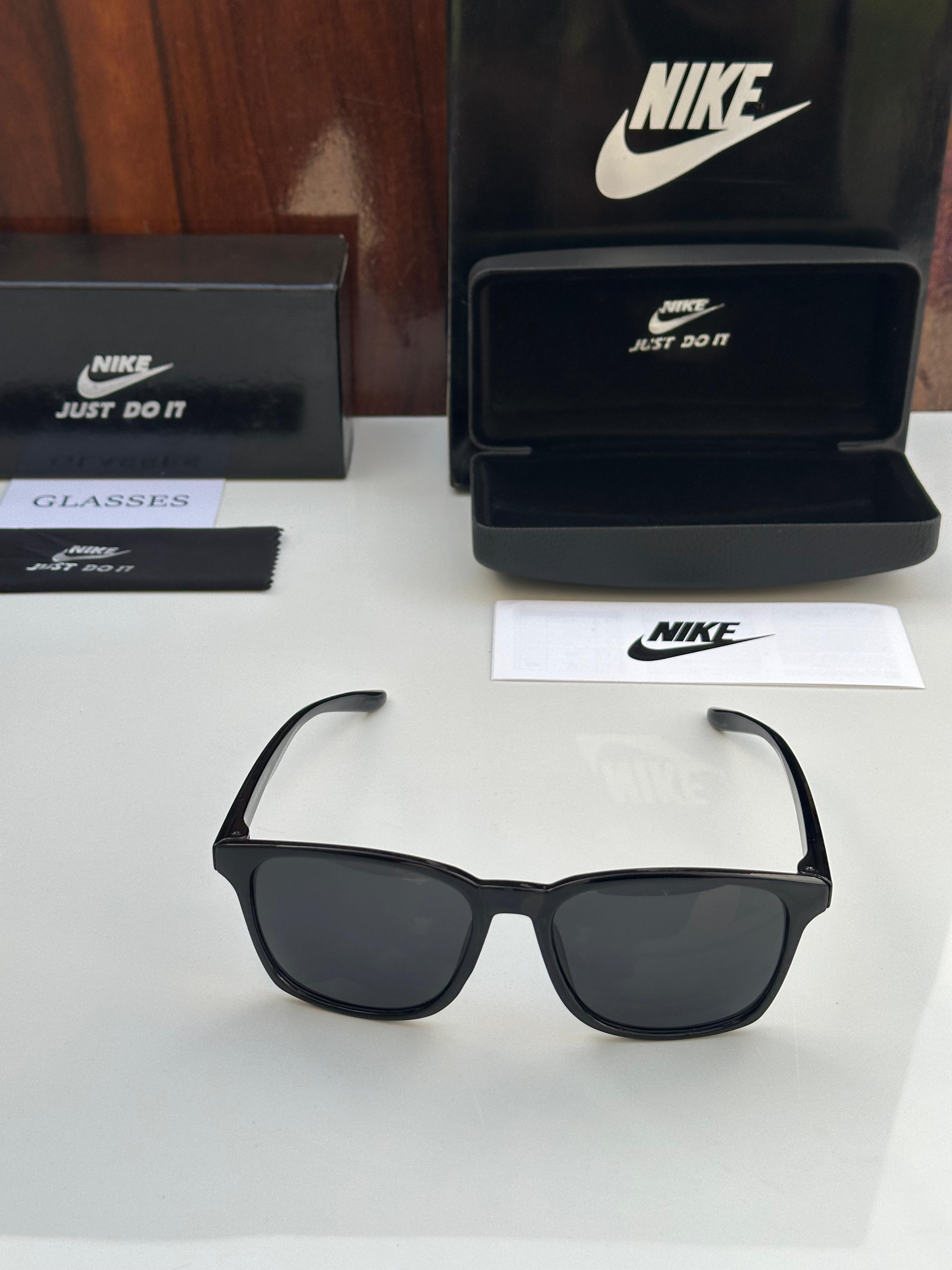 NI__KE SUNGLASSES