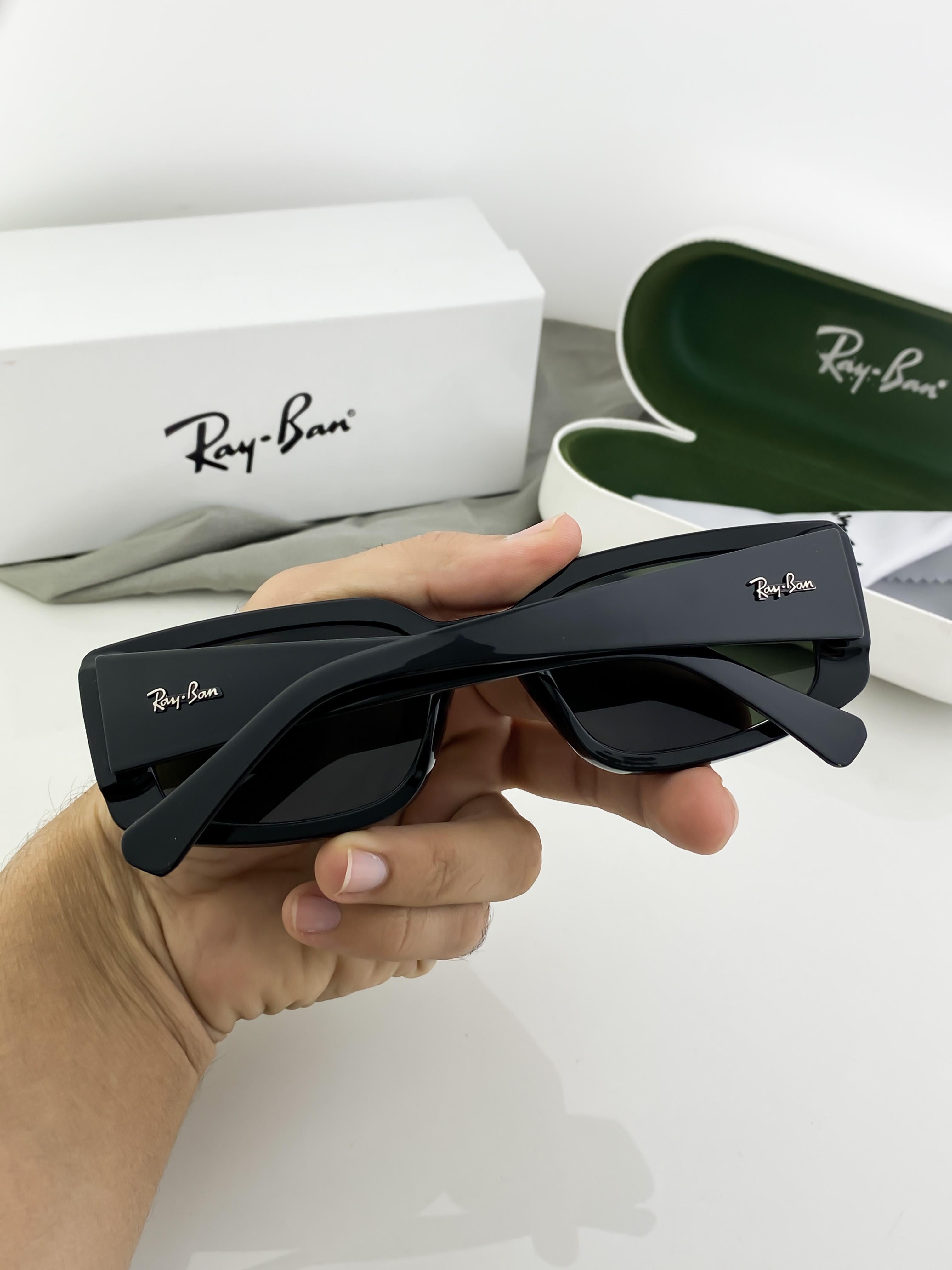 Raybn  7852