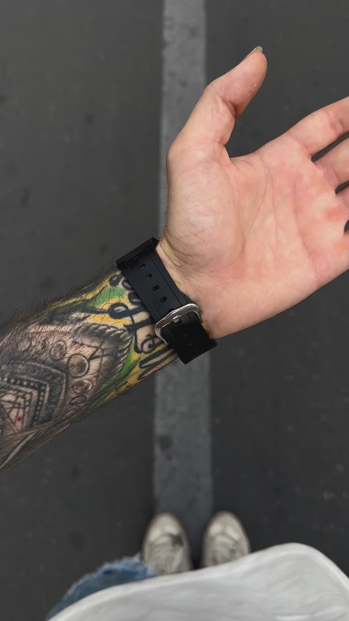 GA-2100 | CHRONOGRAPH WORKING |